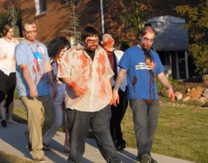 Disfraces de Zombies para hombre: ¡El terrorífico look que necesitas en tu tienda de disfraces!
